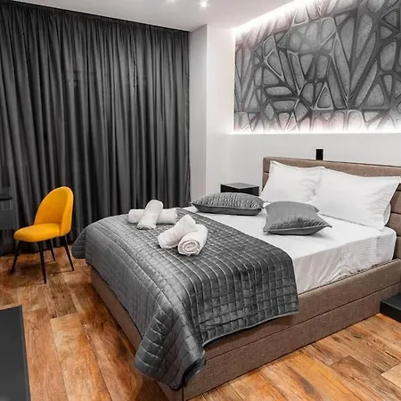 The Modern Flat 25-2
